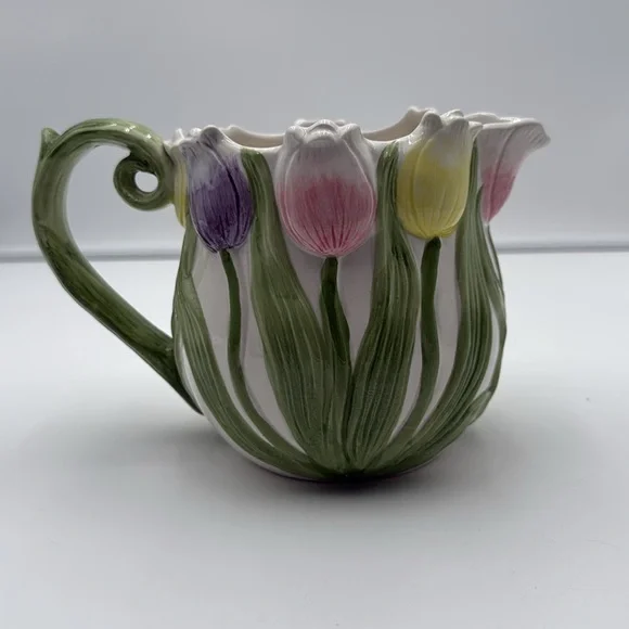 Floral Ceramic Vase with Multicolor Tulip Design - Picture 3 of 16